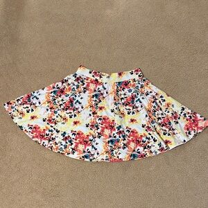 SO Women's Floral Mini Skirt - Multicolor